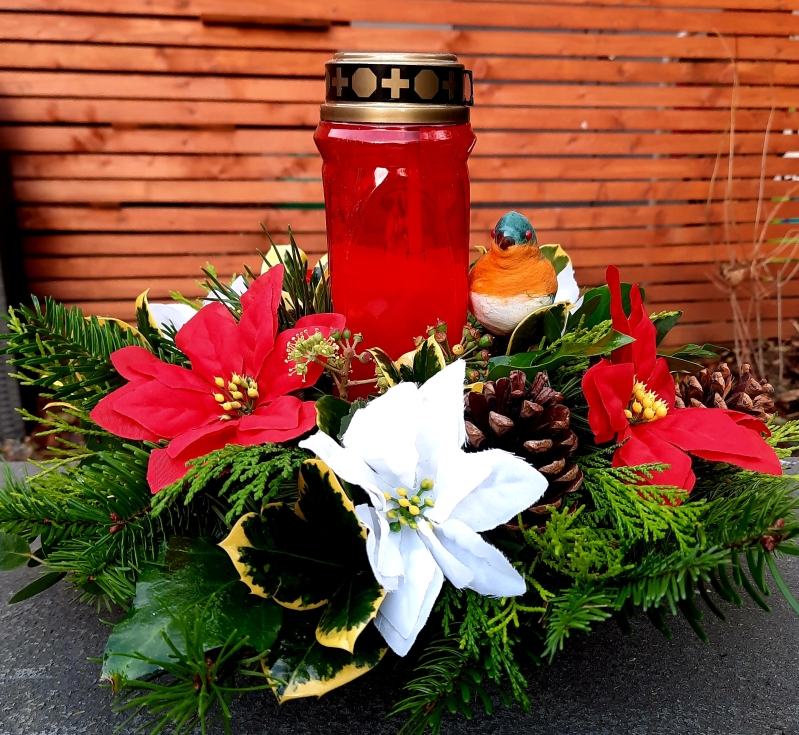 Christmas Remembrance Arrangement